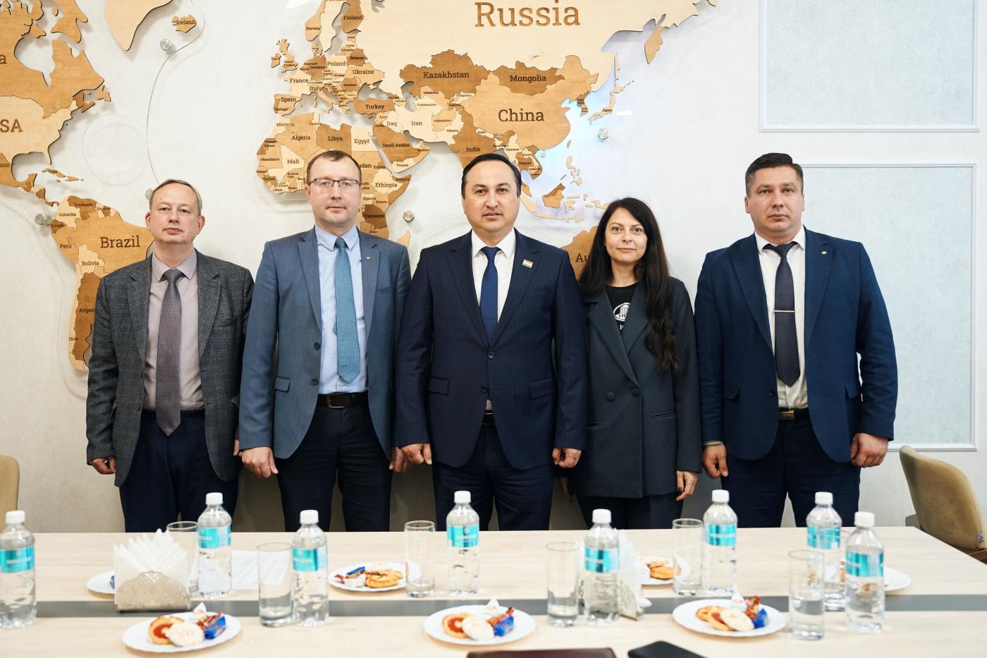 Посол Республики Таджикистан в БНТУ